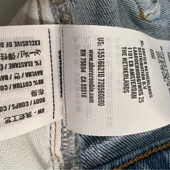Abercrombie & Fitch The 90s Straight Ultra High Rise Jeans Distressed Size 18 - Picture 11 of 14